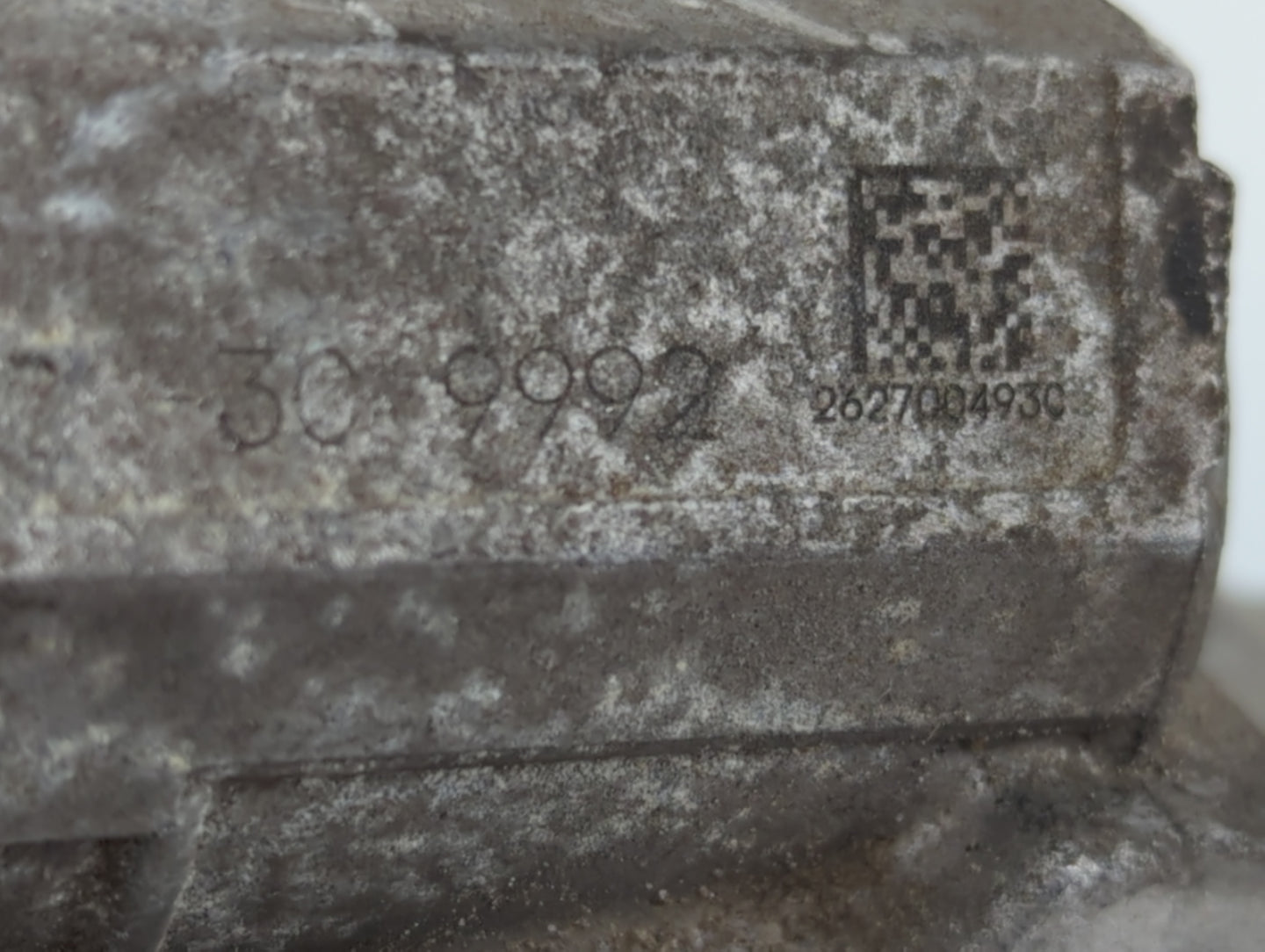 2009-2014 Cadillac Escalade Esv Throttle Body P/N:30 9992 Fits Fits 2009 2010 2011 2012 2013 2014 2015 OEM Used Auto Parts -