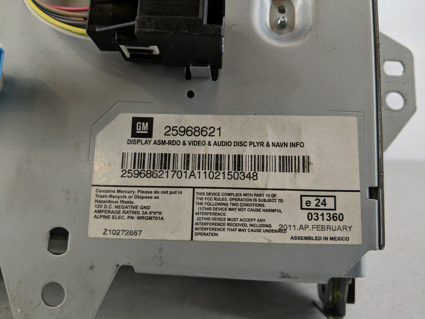 2010-2012 Cadillac Srx Radio AM FM Cd Player Receiver Replacement P/N:25968621 Fits Fits 2010 2011 2012 OEM Used Auto Parts 