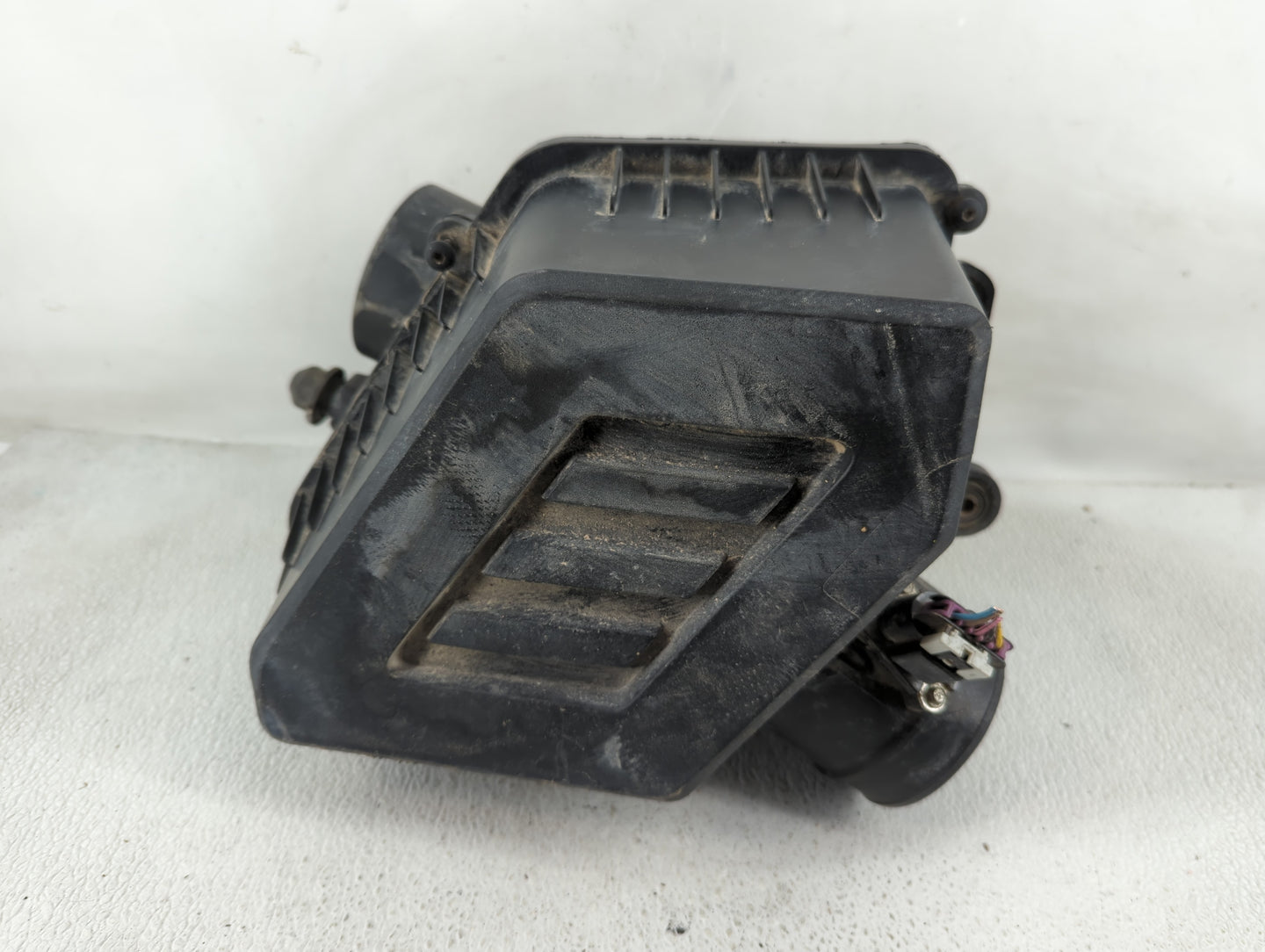 2011 Cadillac Srx Air Cleaner Intake-duct Hose Tube 1241521 - Oemusedautoparts1.com