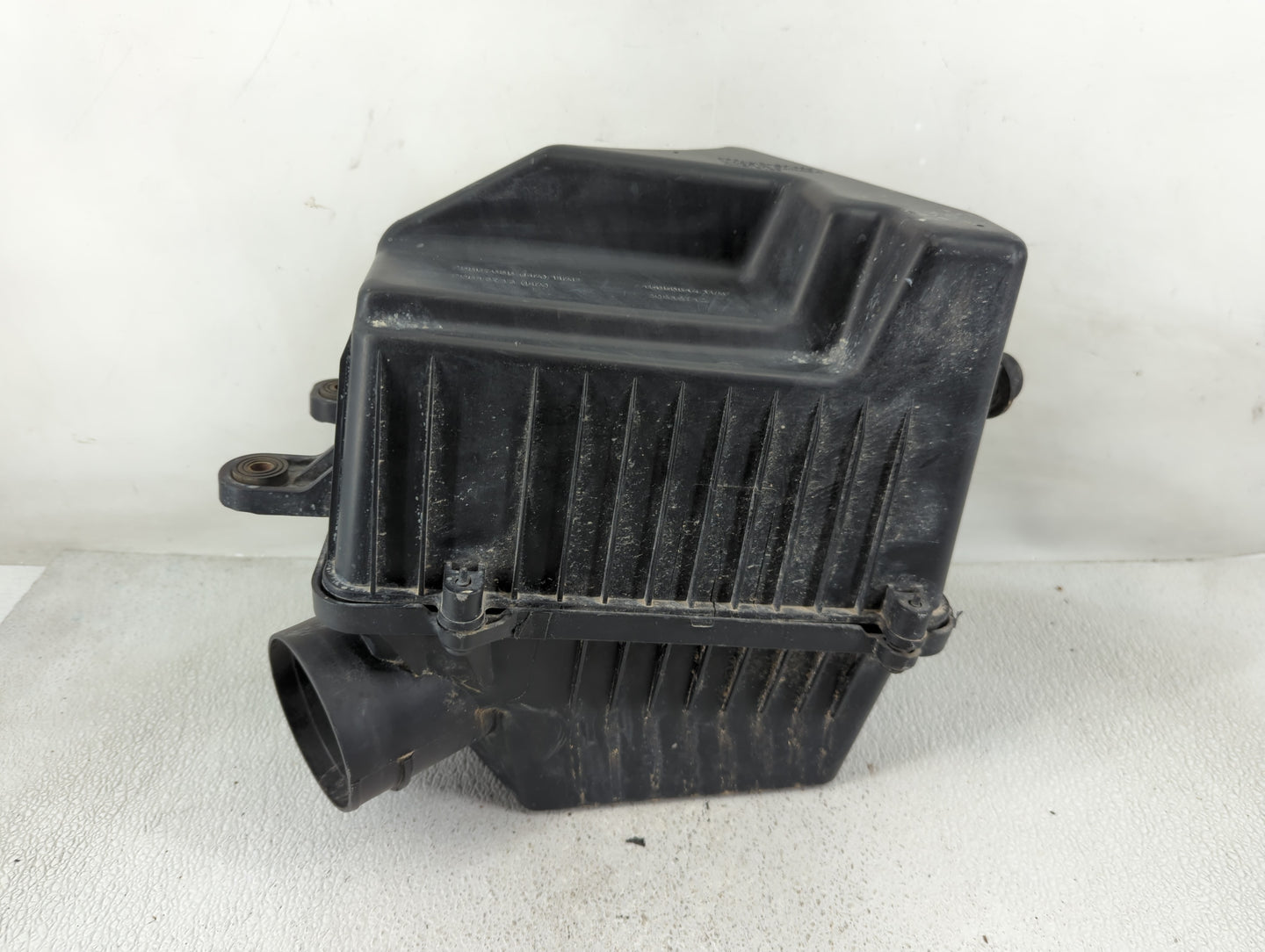2011 Cadillac Srx Air Cleaner Intake-duct Hose Tube 1241521 - Oemusedautoparts1.com