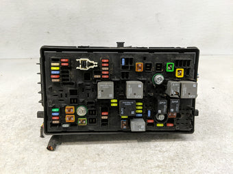 compare product 2010-2011 Cadillac Srx Fusebox Fuse Box Panel Relay Module P/N:15896994 Fits Fits 2010 2011 OEM Used Auto Parts