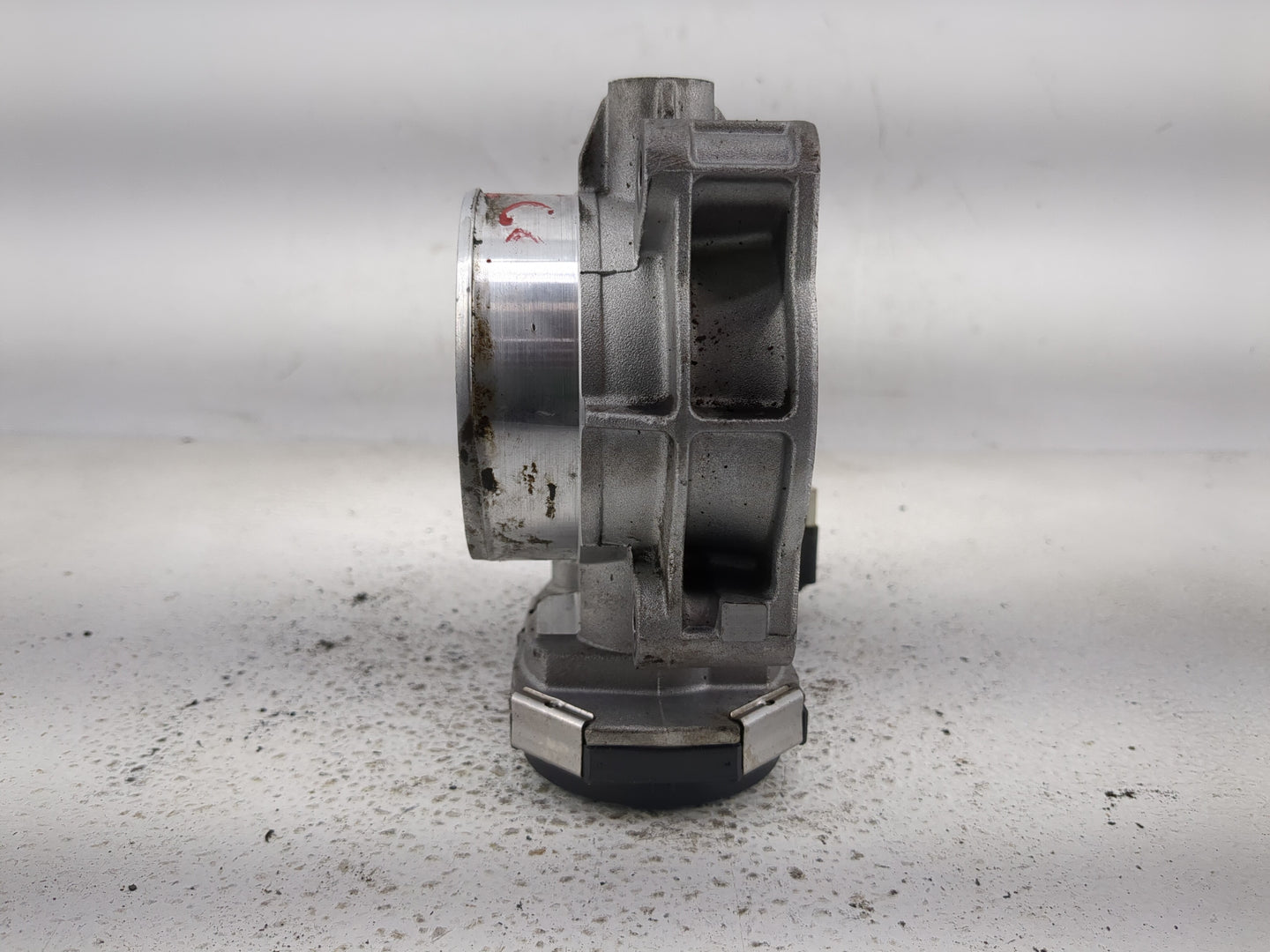 2007-2011 Cadillac Srx Throttle Body Fits Fits 2007 2008 2009 2010 2011 2012 OEM Used Auto Parts - Oemusedautoparts1.com