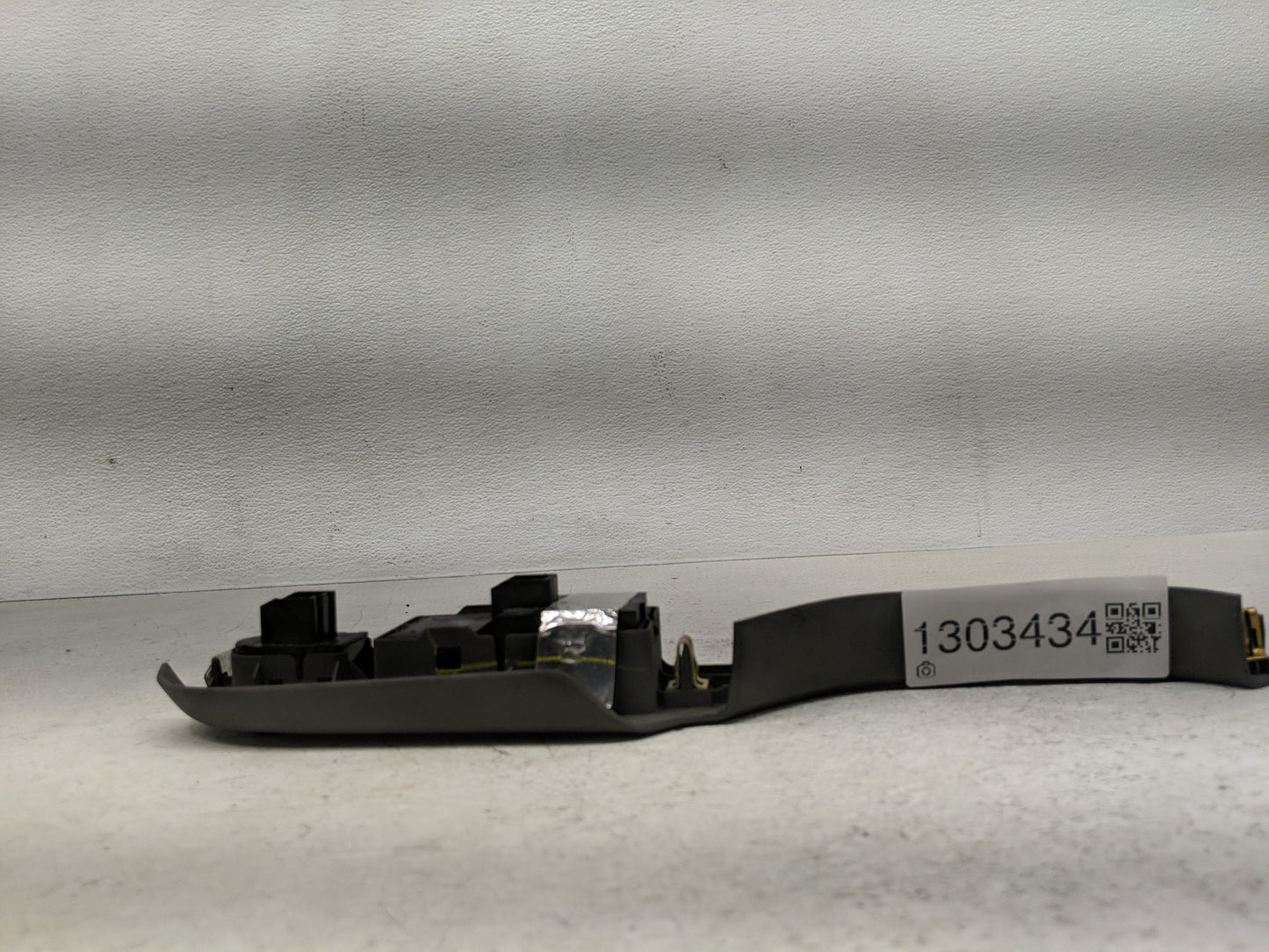 2010-2012 Cadillac Srx Master Power Window Switch Replacement Driver Side Left Fits Fits 2010 2011 2012 OEM Used Auto Parts 