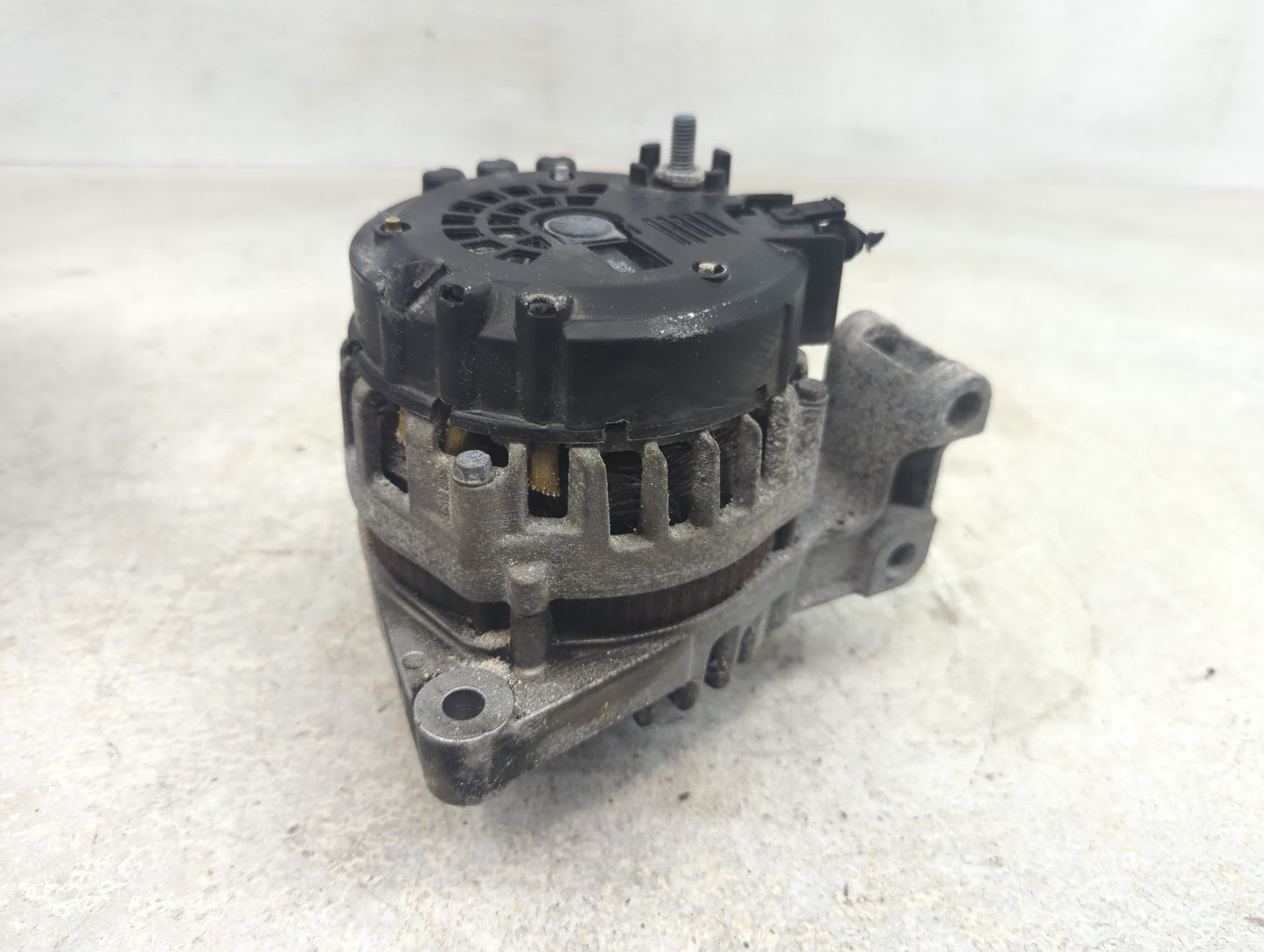2010-2012 Cadillac Srx Alternator Replacement Generator Charging Assembly Engine OEM Fits Fits 2010 2011 2012 2013 2014 2015