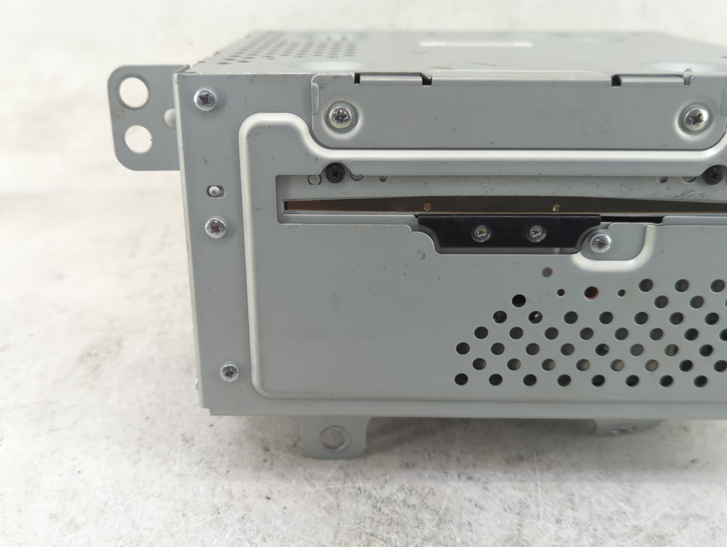 2011 Cadillac Srx Radio AM FM Cd Player Receiver Replacement P/N:22744758 Fits Fits 2010 OEM Used Auto Parts - Oemusedautopa