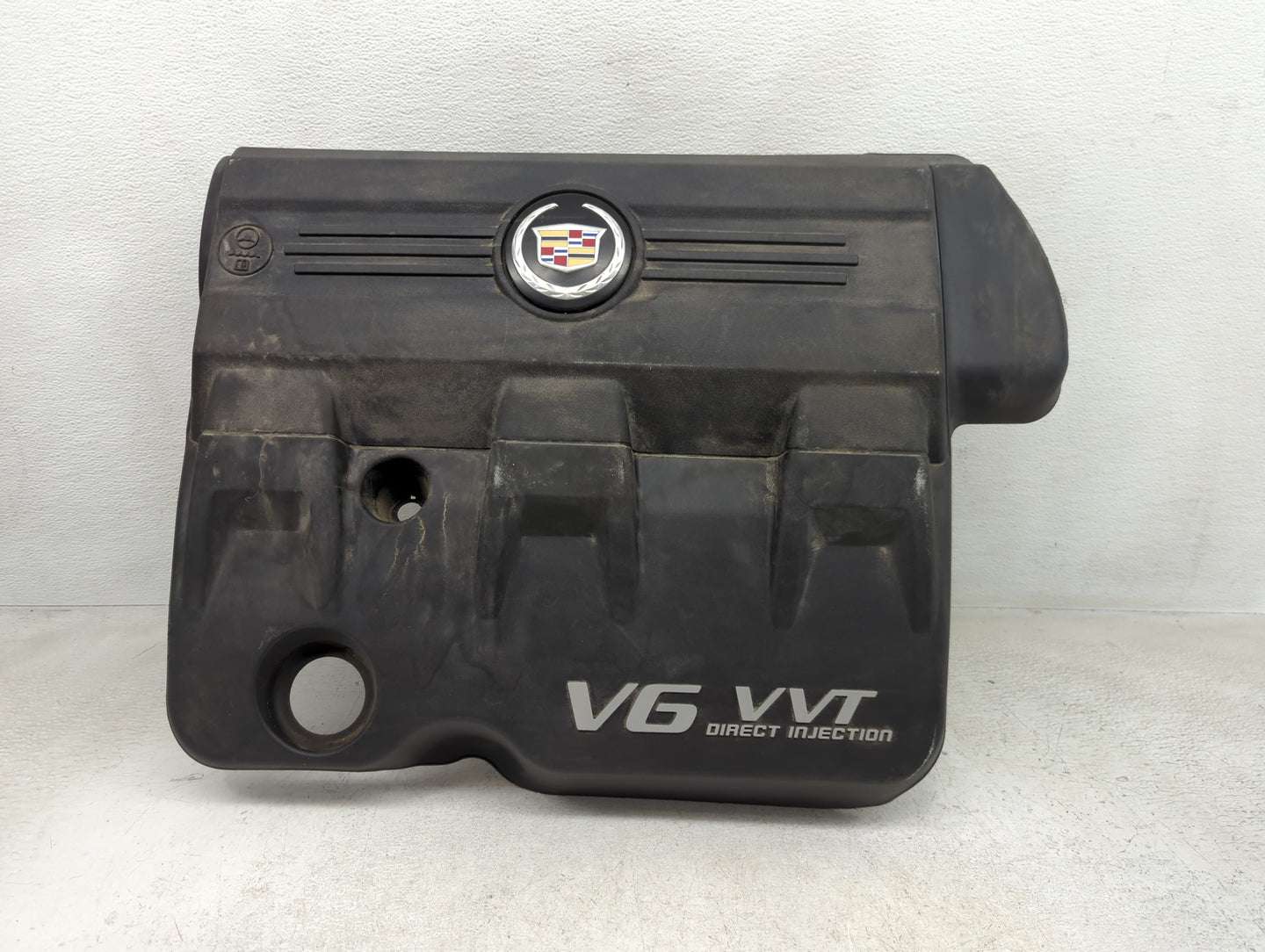 2011 Cadillac Srx Engine Cover - Oemusedautoparts1.com