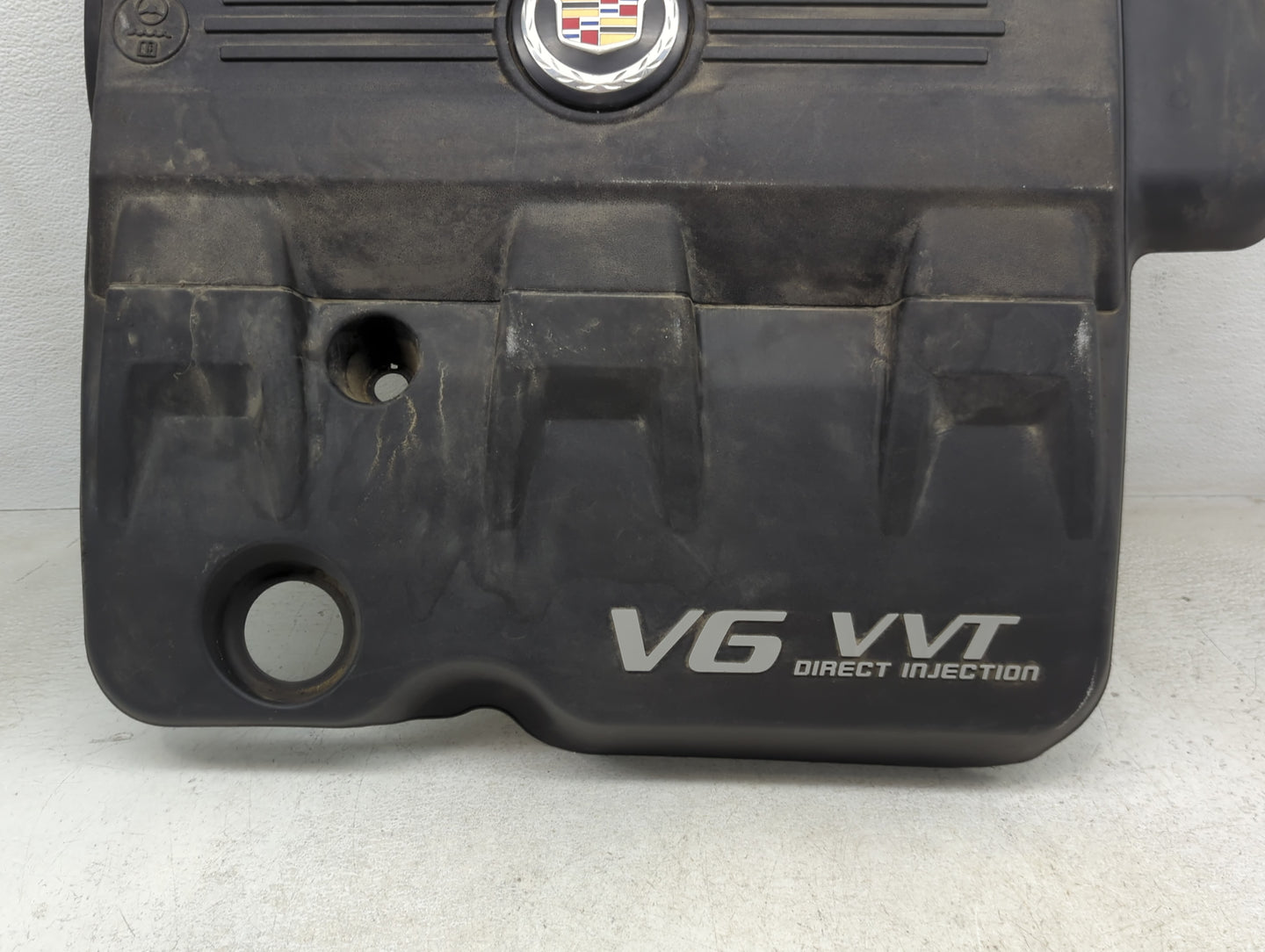 2011 Cadillac Srx Engine Cover - Oemusedautoparts1.com