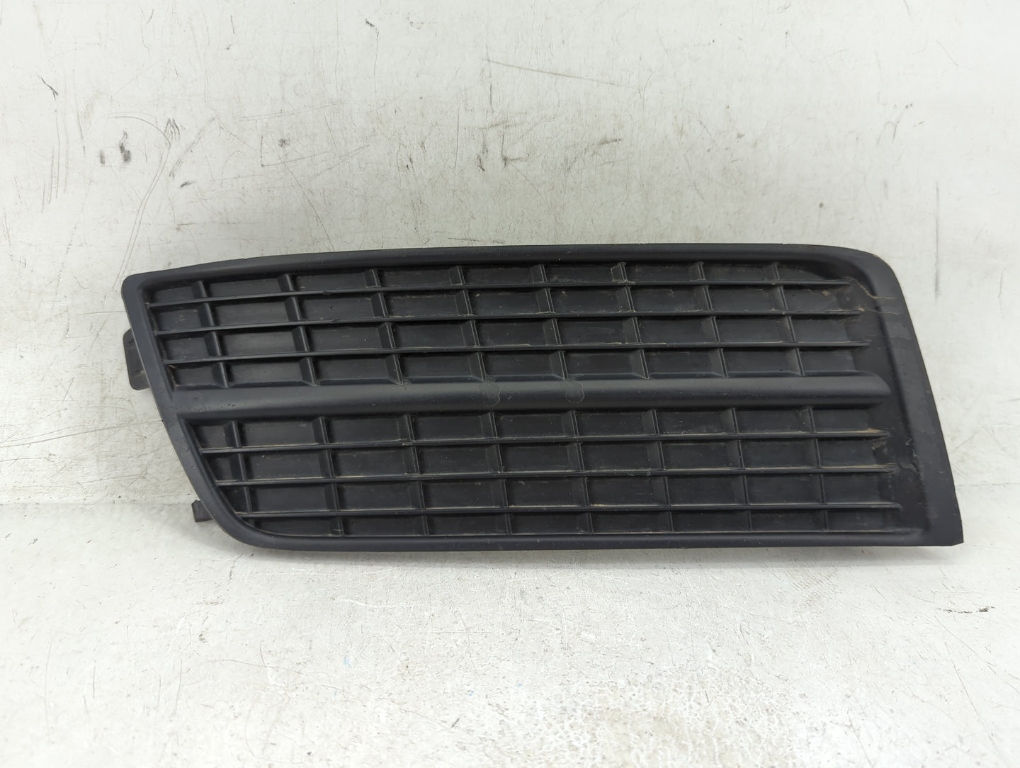 2010-2016 Cadillac Srx Front Grille Bumper Not Included - Oemusedautoparts1.com