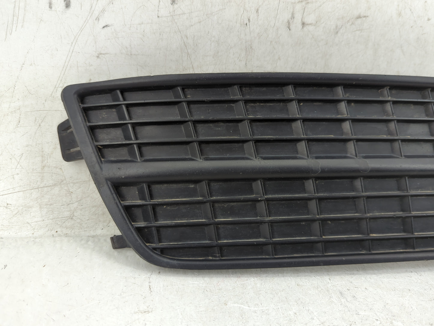 2010-2016 Cadillac Srx Front Grille Bumper Not Included - Oemusedautoparts1.com
