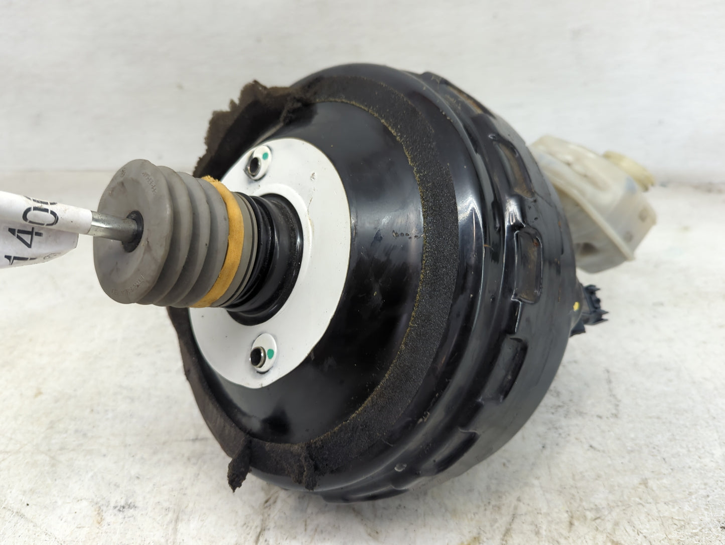 2010-2012 Cadillac Srx Power Brake Booster Oem 1428007 - Oemusedautoparts1.com