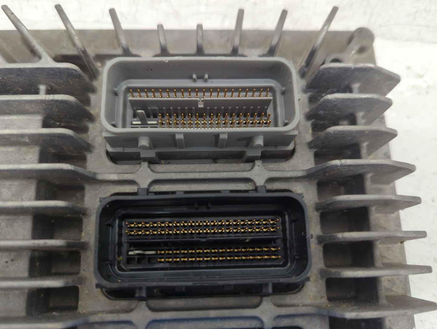2010-2011 Cadillac Srx PCM Engine Control Computer ECU ECM PCU OEM P/N:12642843 12642665 Fits Fits 2010 2011 2012 2013 OEM U