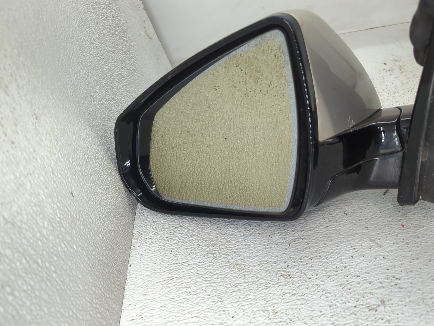 2010-2014 Cadillac Srx Driver Side View Mirror - Left Door Mirror OEM Used - Oemusedautoparts1.com
