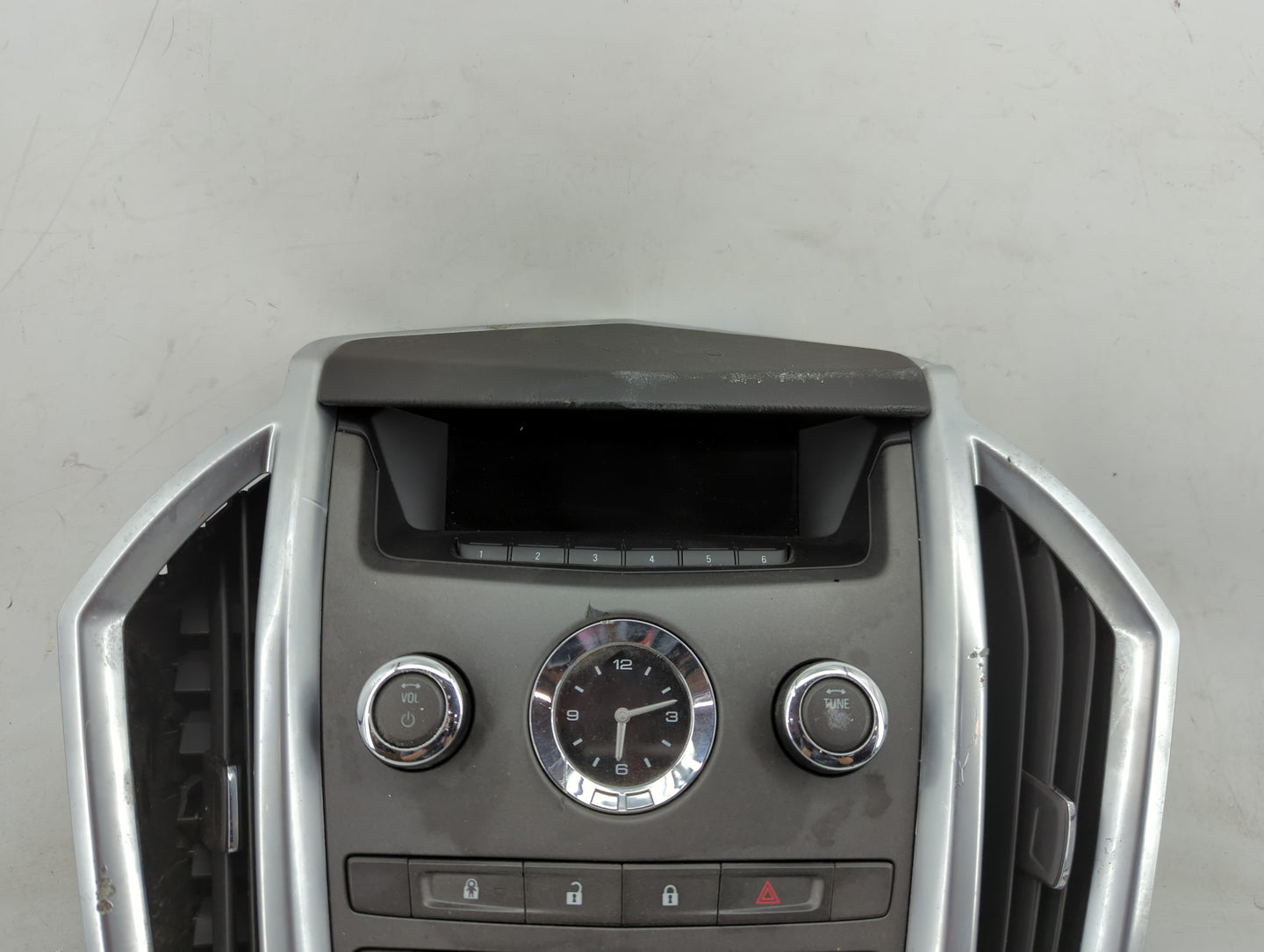 2010-2012 Cadillac Srx Radio Control Panel 1464770 - Oemusedautoparts1.com