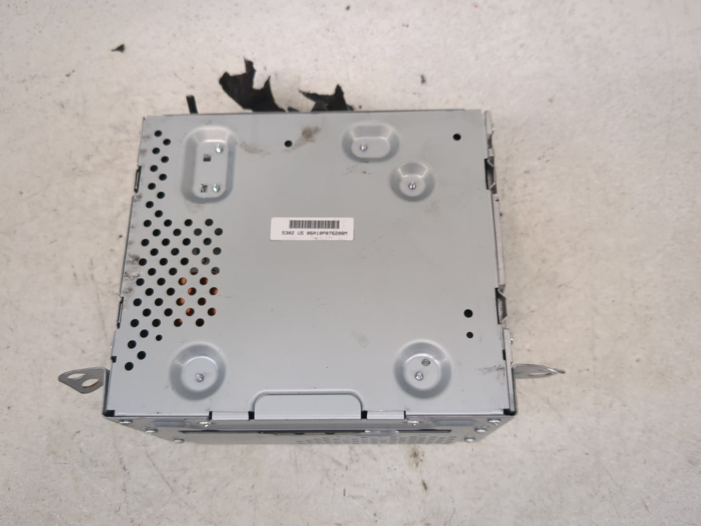 2011-2012 Cadillac Srx Radio AM FM Cd Player Receiver Replacement P/N:20972237 DW468100-6830 Fits Fits 2011 2012 OEM Used Au