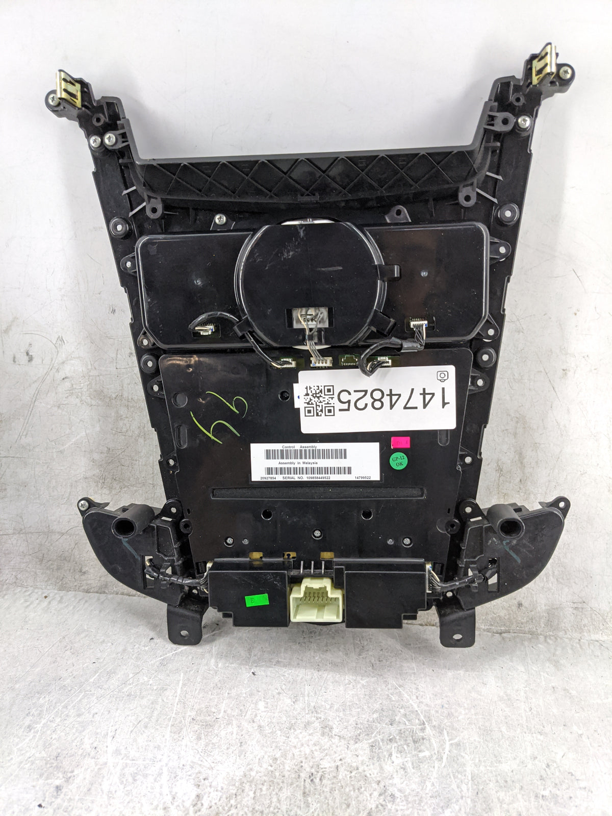 2011 Cadillac Srx Climate Control Module Temperature AC/Heater Replacement P/N:20927854 14799522, 109858449522 Fits OEM Used
