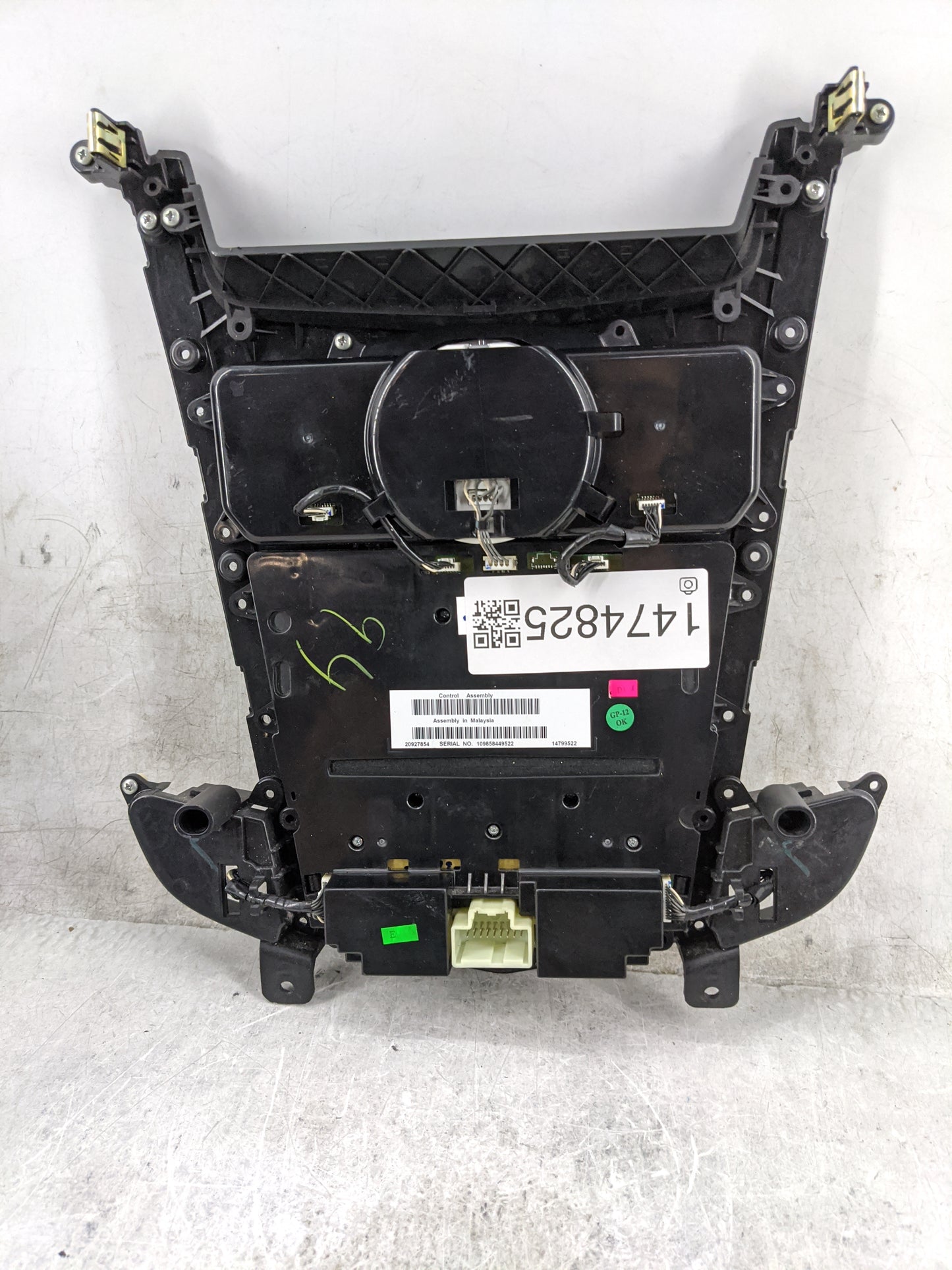 2011 Cadillac Srx Climate Control Module Temperature AC/Heater Replacement P/N:20927854 14799522, 109858449522 Fits OEM Used