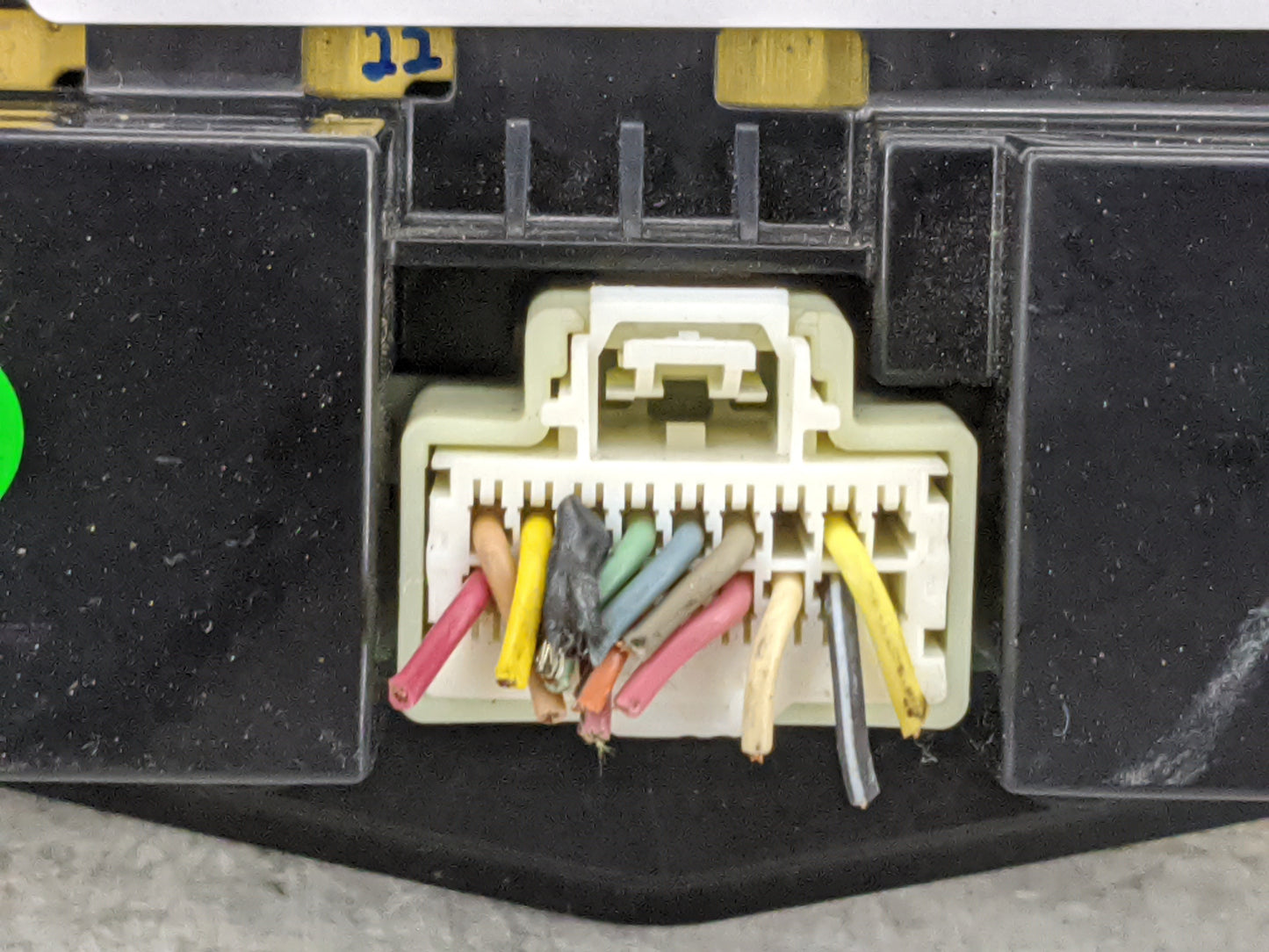 2011 Cadillac Srx Climate Control Module Temperature AC/Heater Replacement P/N:20927854 14799522 Fits OEM Used Auto Parts - 