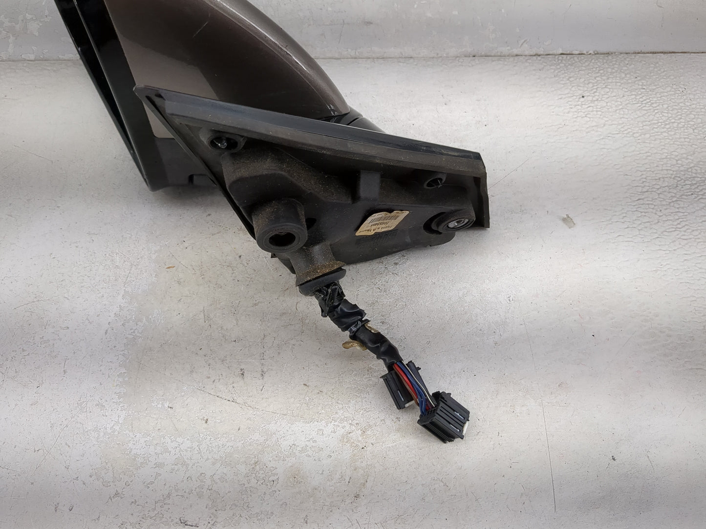 2010-2014 Cadillac Srx Driver Side View Mirror - Left Door Mirror OEM Used - Oemusedautoparts1.com