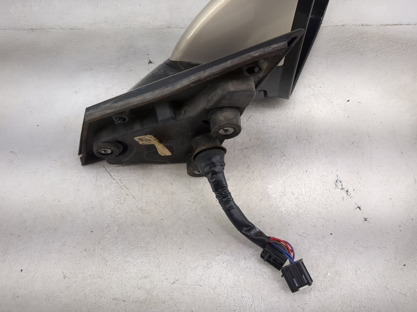 2010-2014 Cadillac Srx Passenger Side View Mirror - Right Door Mirror OEM Used - Oemusedautoparts1.com