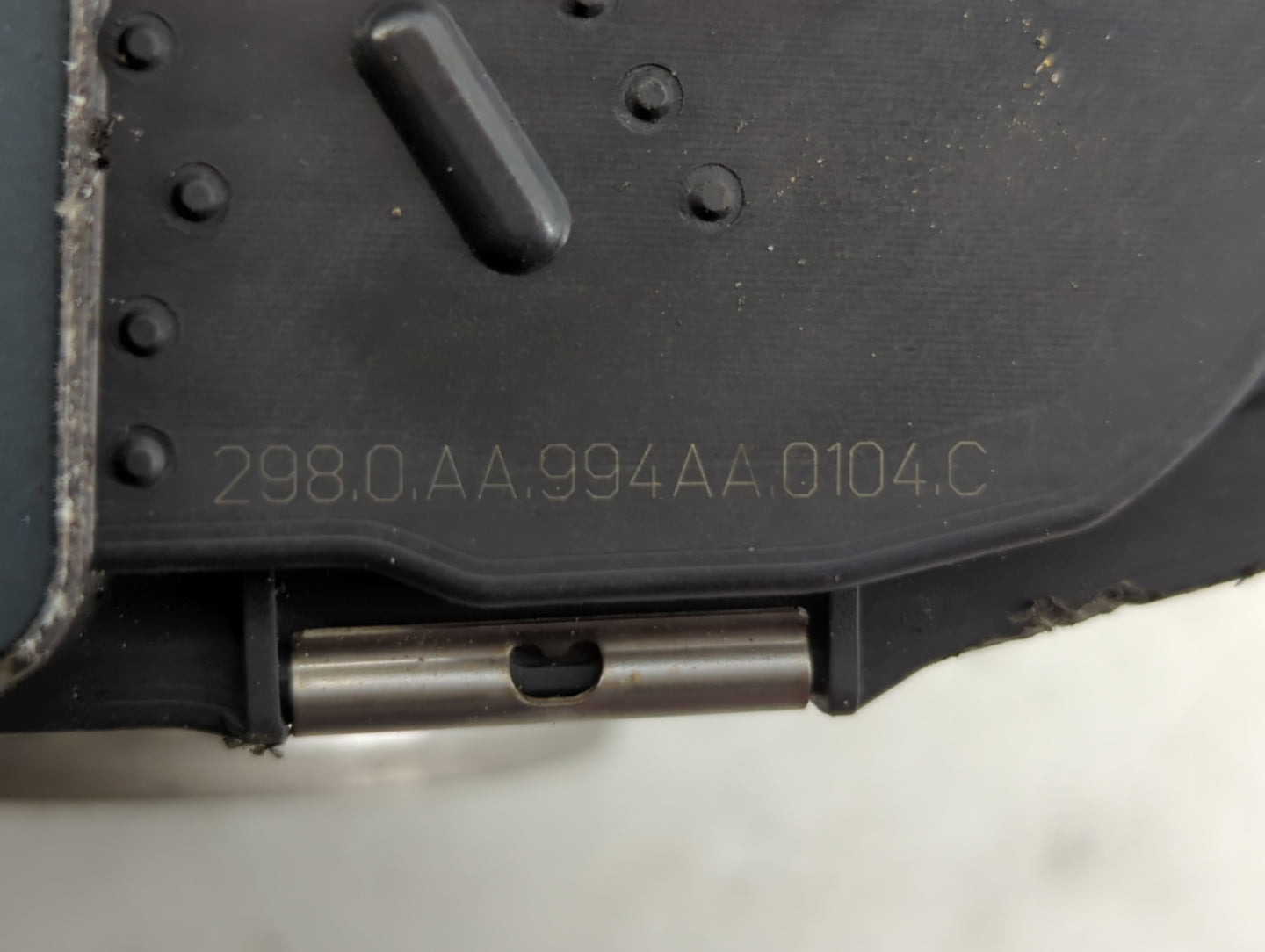 2007-2011 Cadillac Srx Throttle Body P/N:994AA Fits Fits 2007 2008 2009 2010 2011 2012 OEM Used Auto Parts - Oemusedautopart