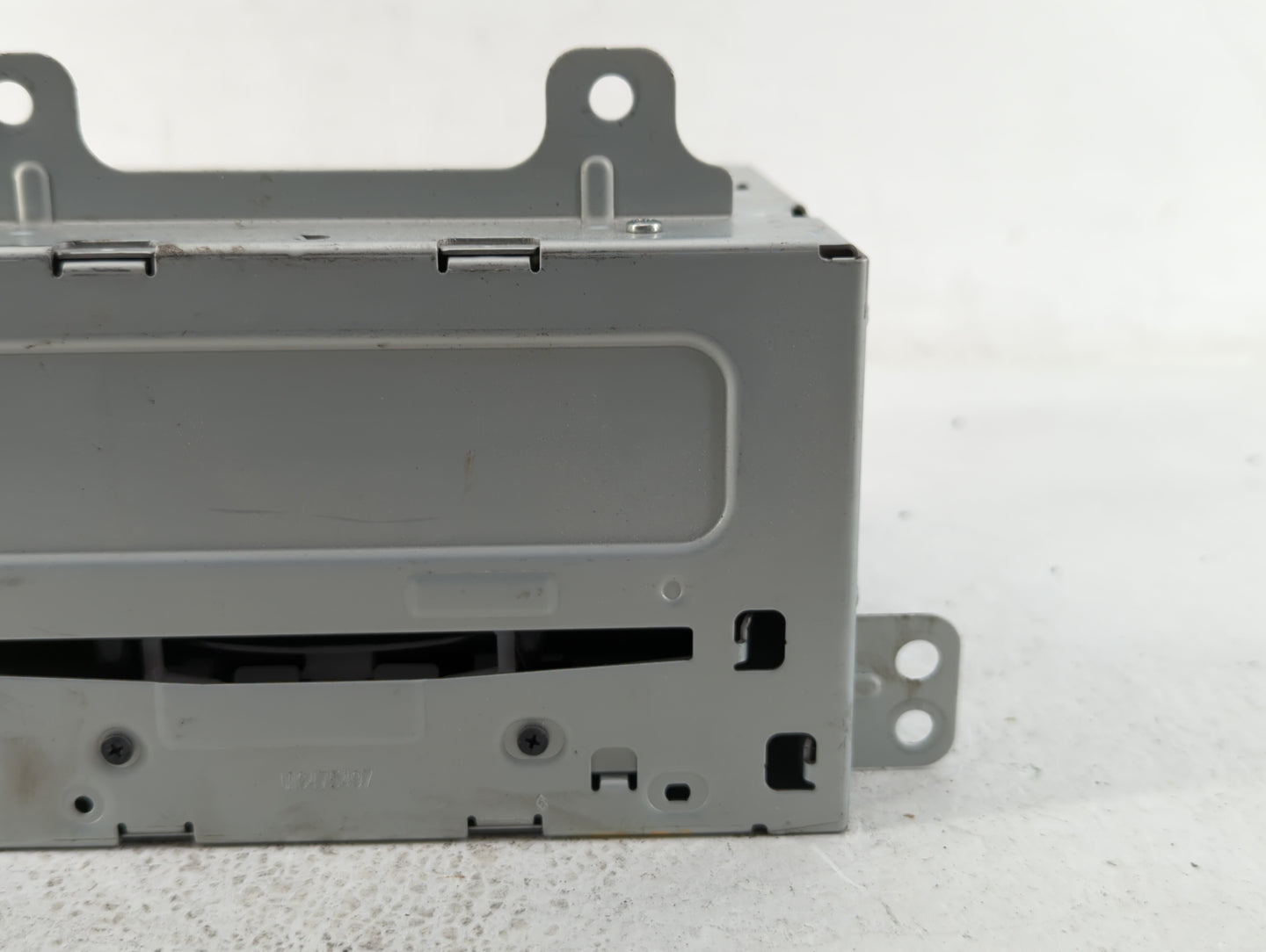 2011-2012 Cadillac Srx Am Fm Cd Player Radio Receiver - Oemusedautoparts1.com