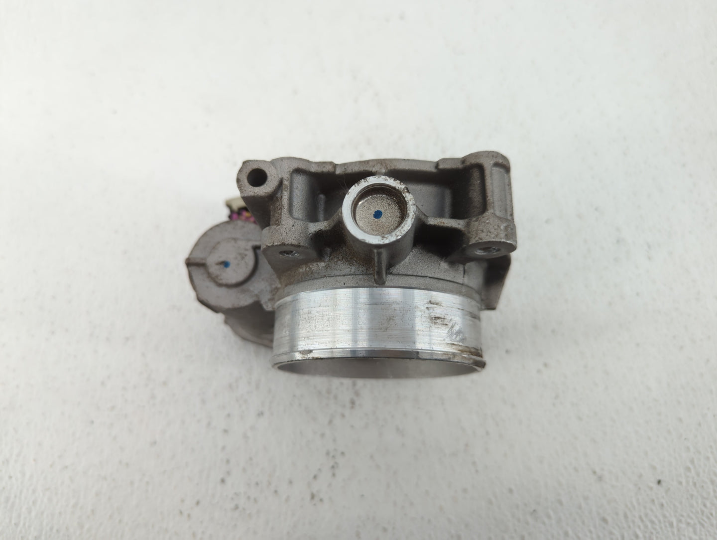 2007-2011 Cadillac Srx Throttle Body P/N:994AA Fits Fits 2007 2008 2009 2010 2011 2012 OEM Used Auto Parts - Oemusedautopart