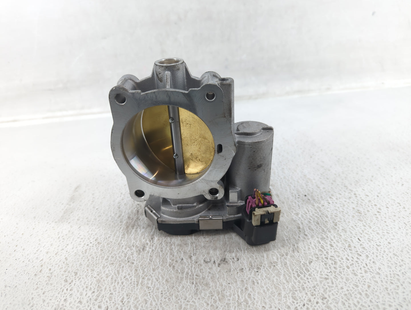 2007-2011 Cadillac Srx Throttle Body P/N:994AA Fits Fits 2007 2008 2009 2010 2011 2012 OEM Used Auto Parts - Oemusedautopart