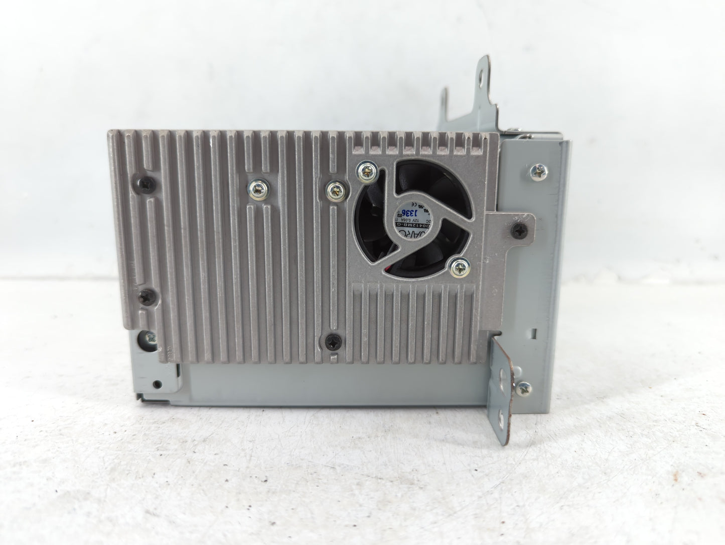 2011-2012 Cadillac Srx Radio AM FM Cd Player Receiver Replacement P/N:20983517 Fits Fits 2010 2011 2012 OEM Used Auto Parts 