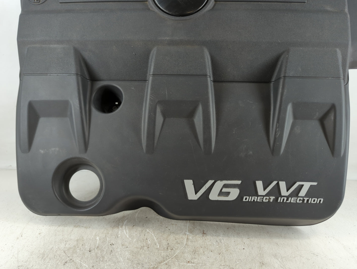2011 Cadillac Srx Engine Cover - Oemusedautoparts1.com