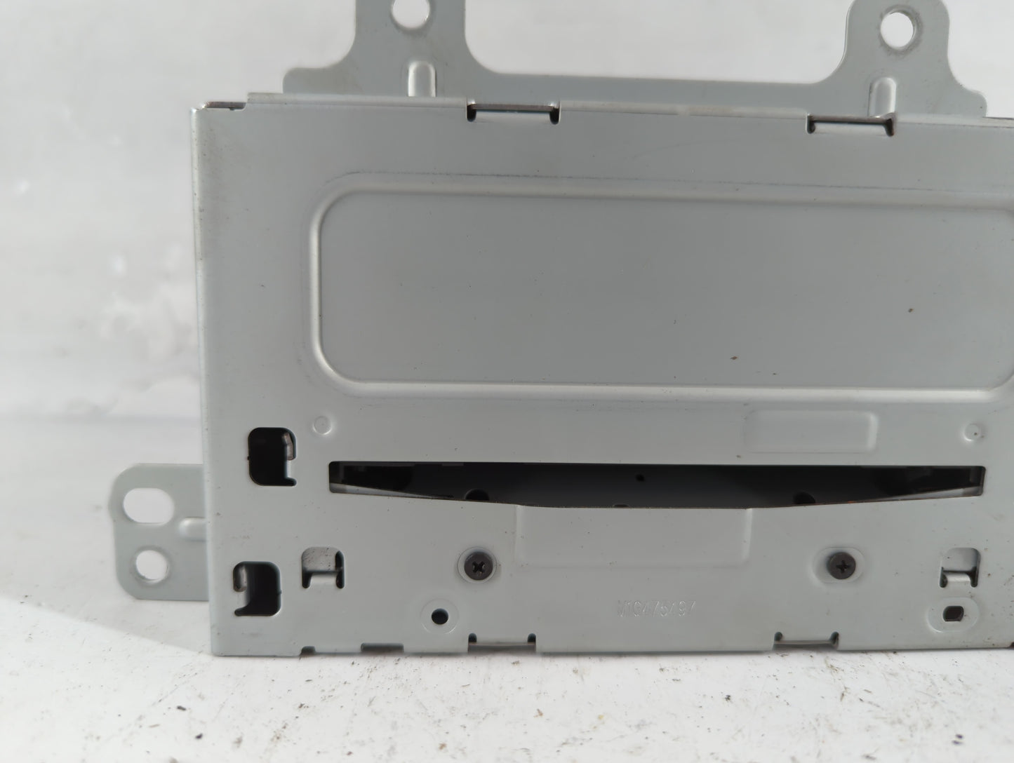 2011-2012 Cadillac Srx Radio AM FM Cd Player Receiver Replacement P/N:20983517 Fits Fits 2010 2011 2012 OEM Used Auto Parts 