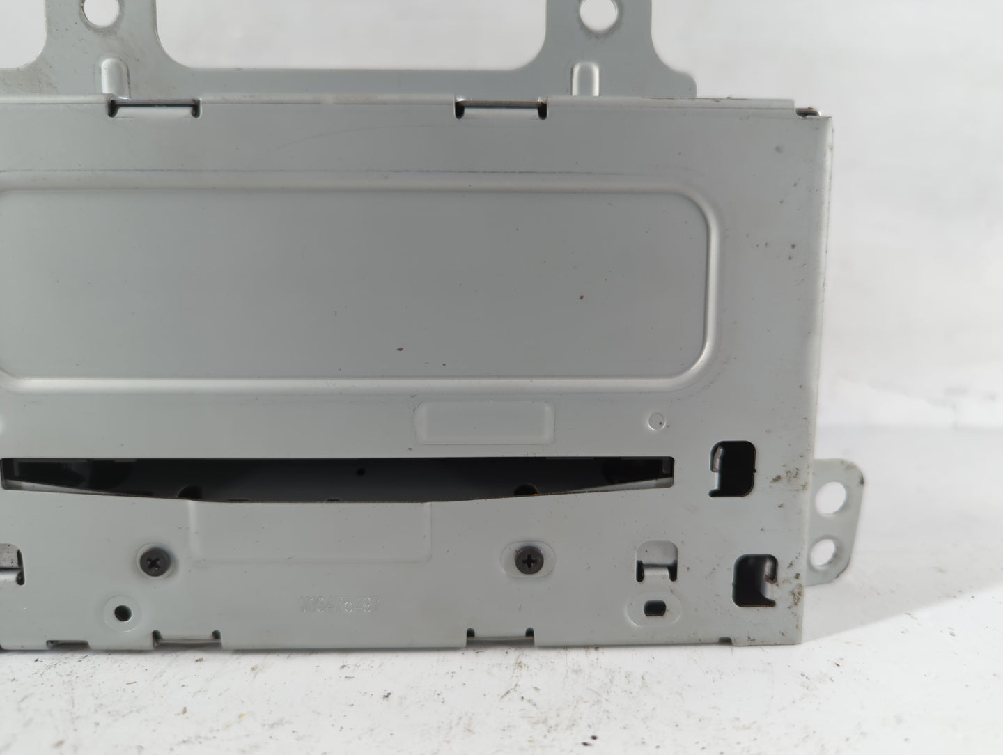 2011-2012 Cadillac Srx Radio AM FM Cd Player Receiver Replacement P/N:20983517 Fits Fits 2010 2011 2012 OEM Used Auto Parts 