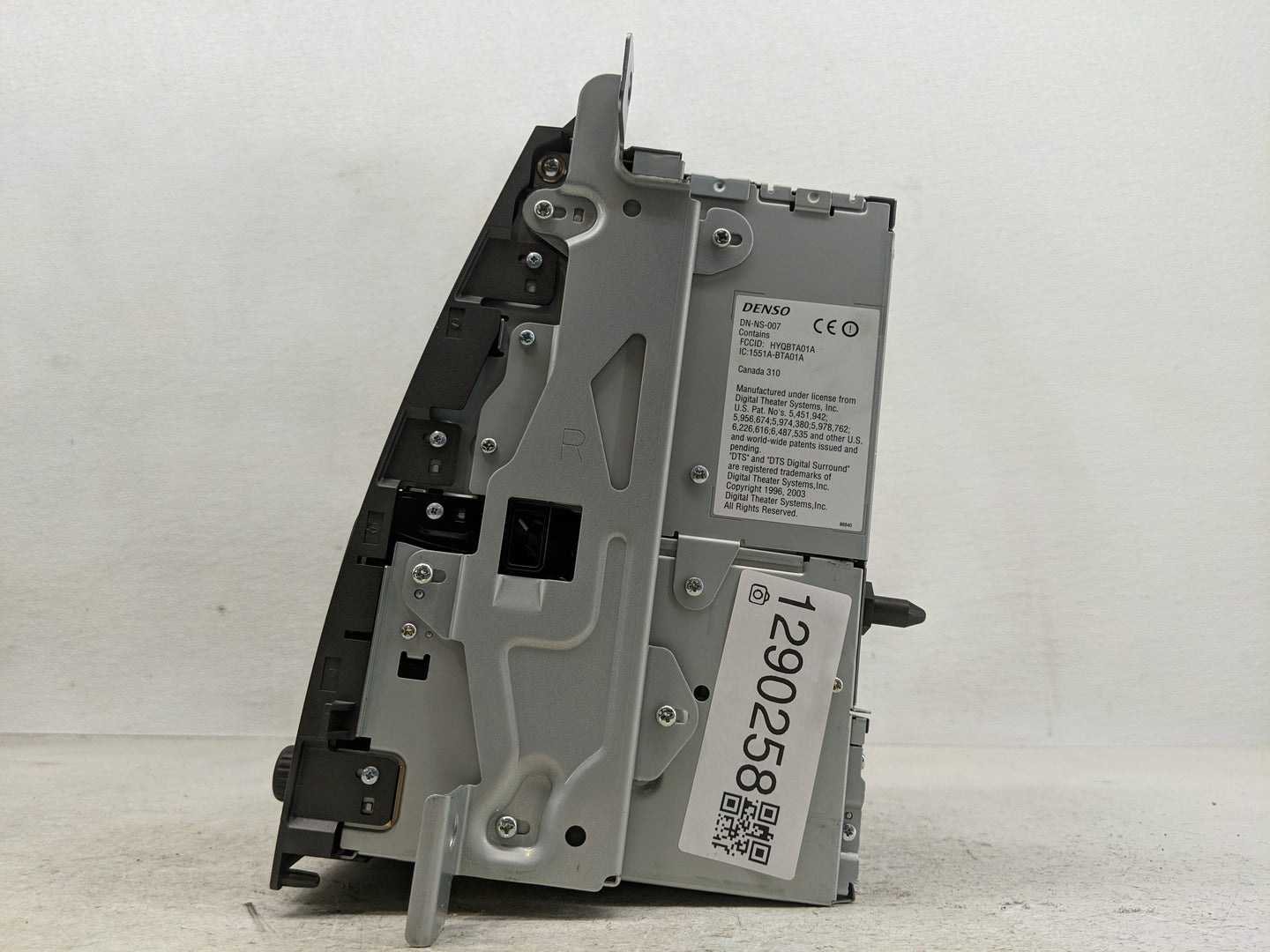 2009-2011 Cadillac Sts Radio AM FM Cd Player Receiver Replacement P/N:468100-6570 20844561 Fits Fits 2009 2010 2011 OEM Used