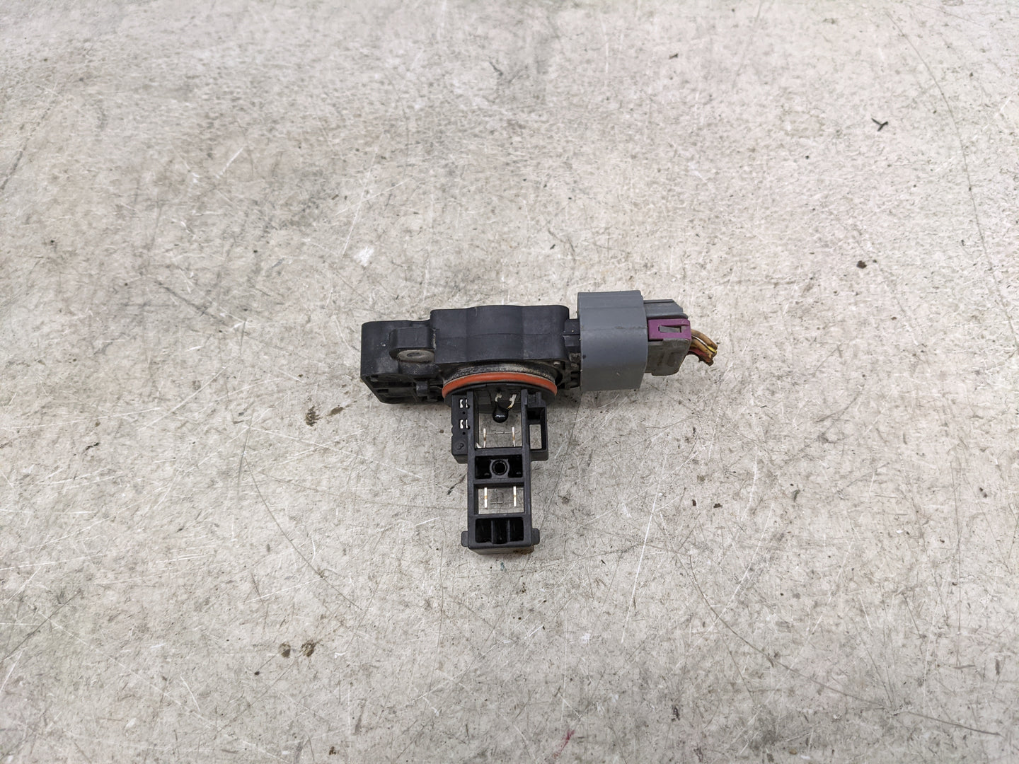 2009-2013 Chevrolet Avalanche Mass Air Flow Meter Maf 1489656 - Oemusedautoparts1.com