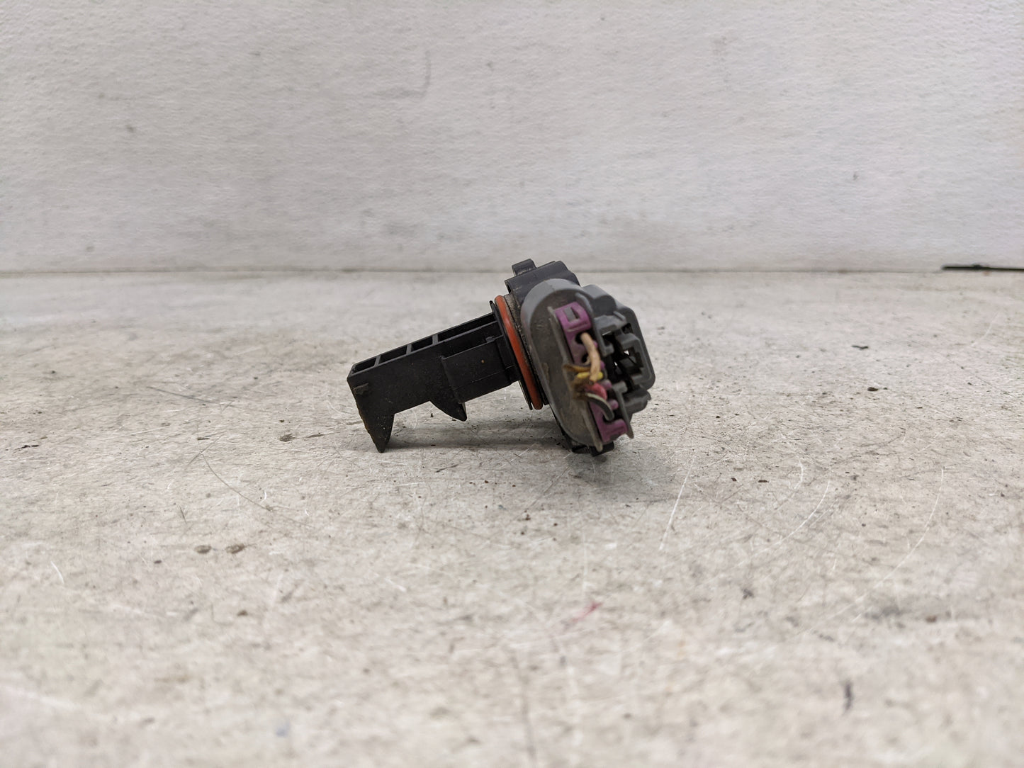 2009-2013 Chevrolet Avalanche Mass Air Flow Meter Maf 1489656 - Oemusedautoparts1.com