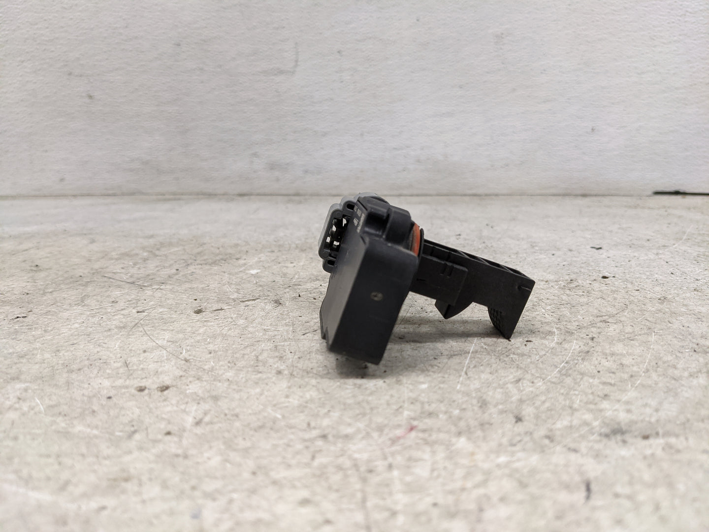 2009-2013 Chevrolet Avalanche Mass Air Flow Meter Maf 1489656 - Oemusedautoparts1.com