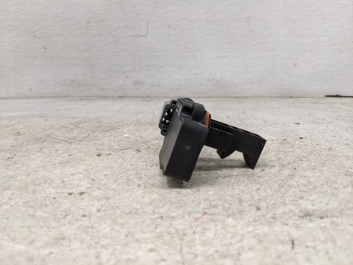 2009-2013 Chevrolet Avalanche Mass Air Flow Meter Maf Sensor 1489656 - Oemusedautoparts1.com