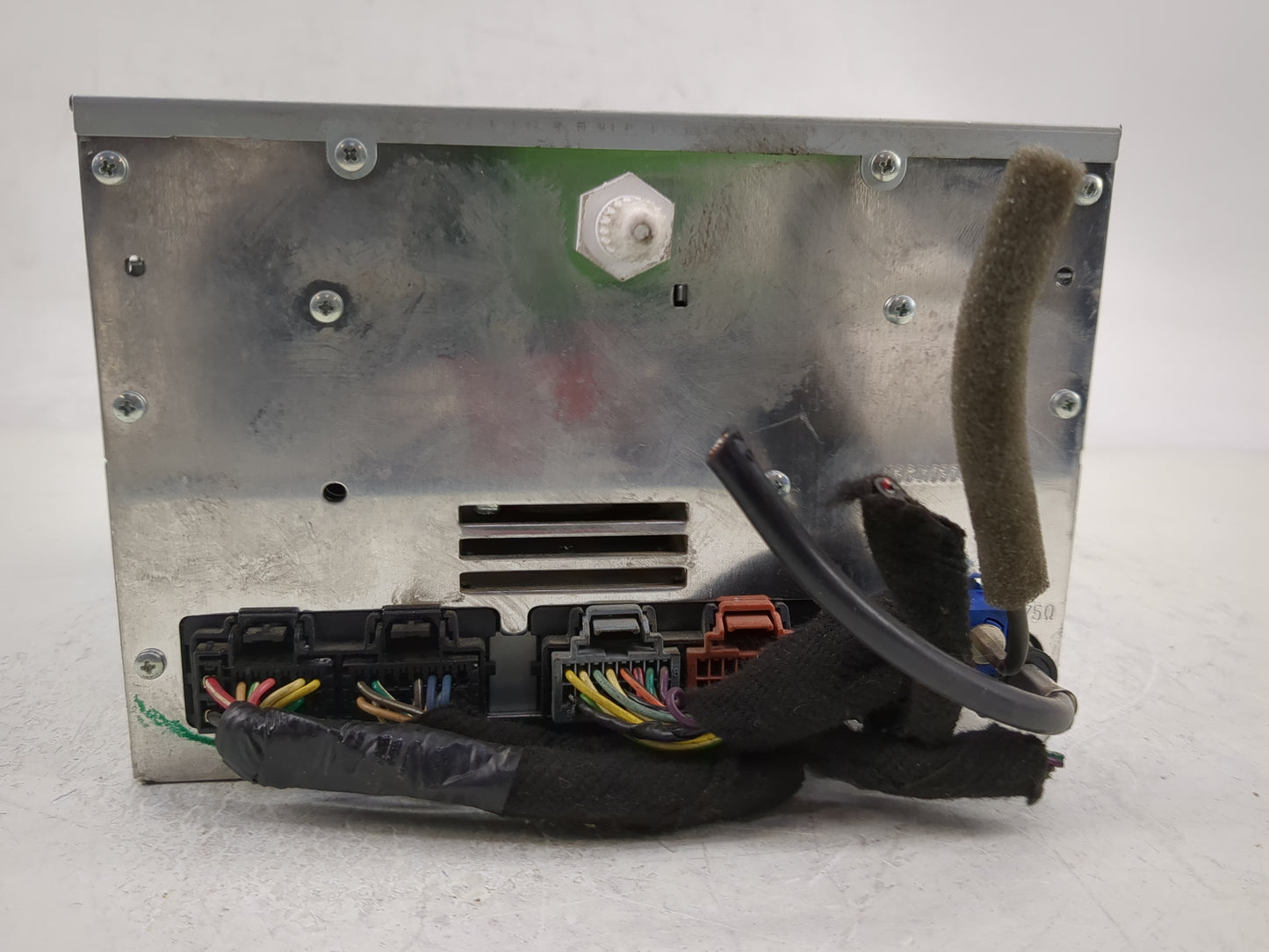 2011 Chevrolet Avalanche 1500 Radio AM FM Cd Player Receiver Replacement P/N:22776895 Fits OEM Used Auto Parts - Oemusedauto
