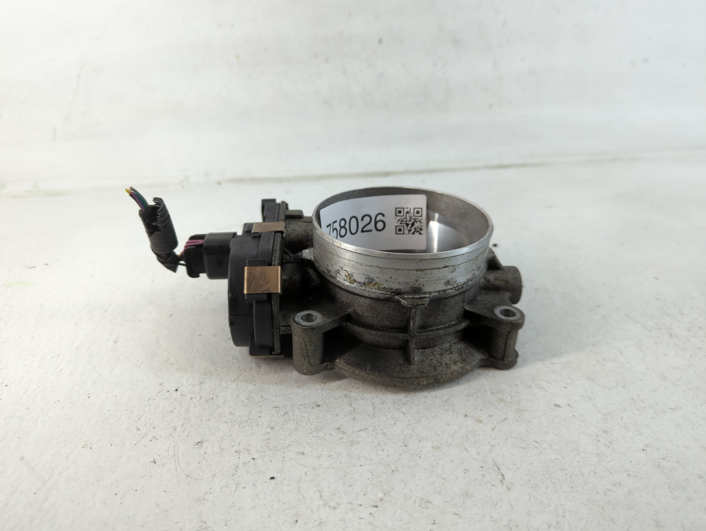 2011 Chevrolet Avalanche 1500 Throttle Body P/N:RME87-3C9992 Fits Fits 2009 2010 2012 2013 2014 2015 OEM Used Auto Parts - O