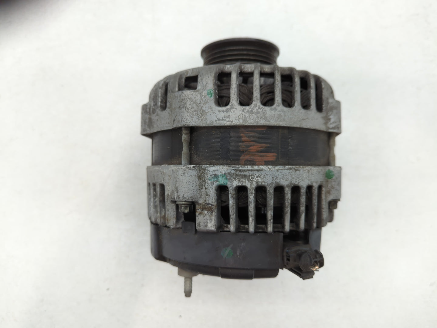 2011 Chevrolet Avalanche 1500 Alternator Replacement Generator Charging Assembly Engine OEM Fits OEM Used Auto Parts - Oemus