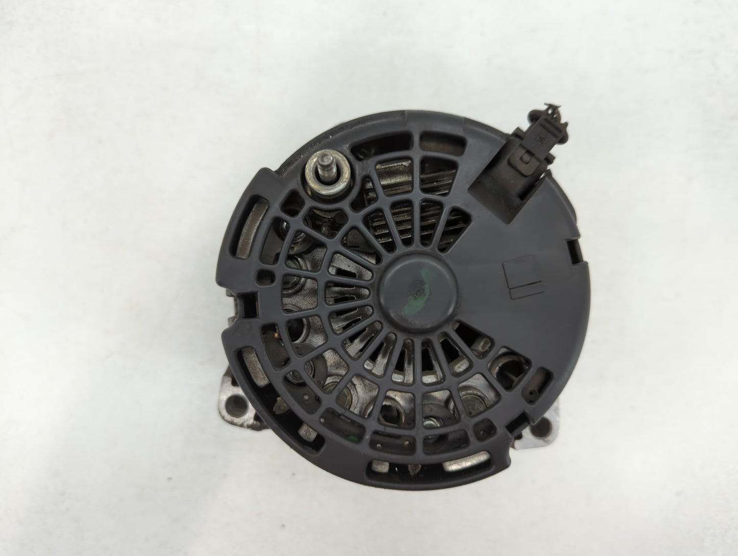 2011 Chevrolet Avalanche 1500 Alternator Replacement Generator Charging Assembly Engine OEM Fits OEM Used Auto Parts - Oemus
