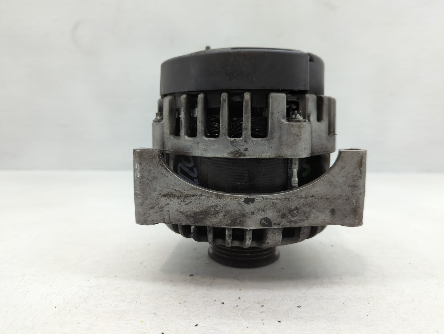2011 Chevrolet Avalanche 1500 Alternator Replacement Generator Charging Assembly Engine OEM Fits OEM Used Auto Parts - Oemus