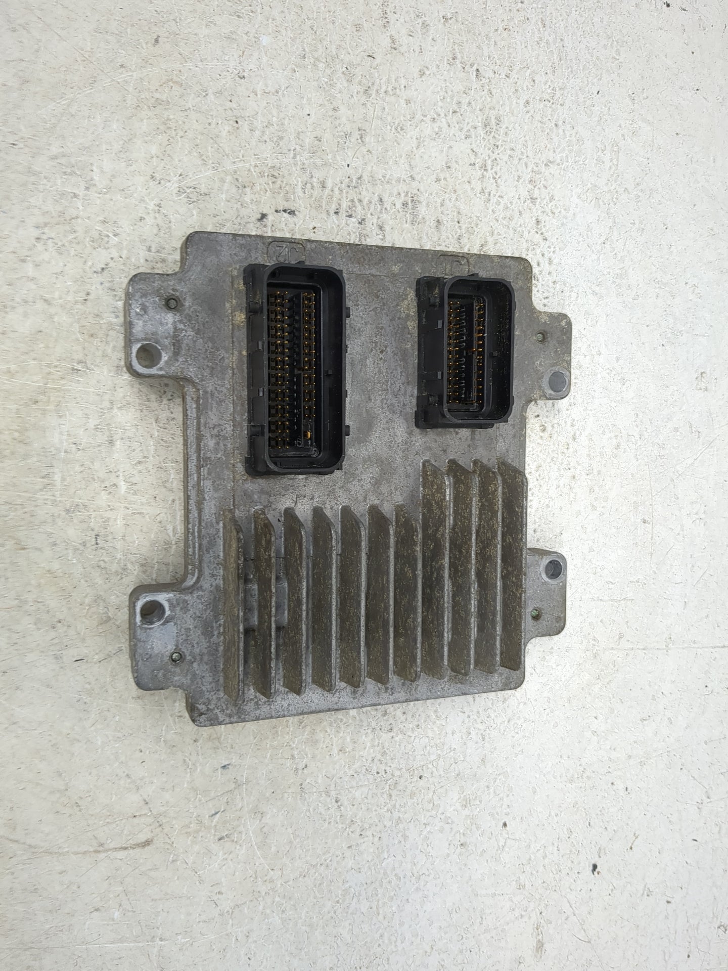 2009-2011 Chevrolet Aveo PCM Engine Control Computer ECU ECM PCU OEM P/N:12647212 12638924, 86AARG46109100DA, 12636386 Fits 