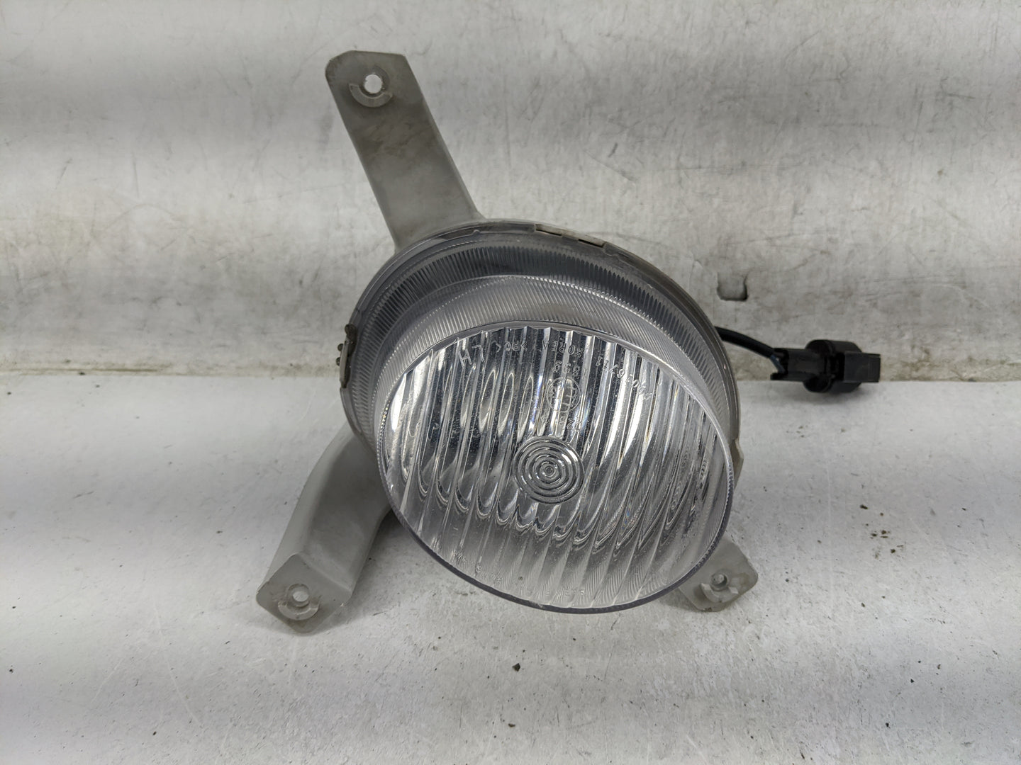 Chevrolet Aveo Driver Left Oem Fog Light Lamp 1467034 - Oemusedautoparts1.com