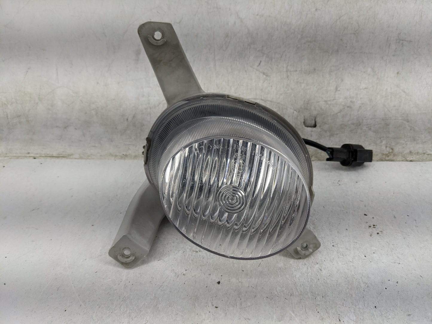 Chevrolet Aveo Driver Left Oem Fog Light Lamp 1467034 - Oemusedautoparts1.com