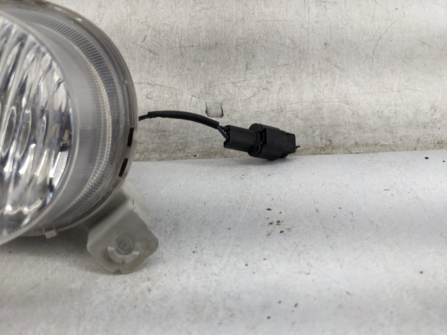 Chevrolet Aveo Driver Left Oem Fog Light Lamp 1467034 - Oemusedautoparts1.com