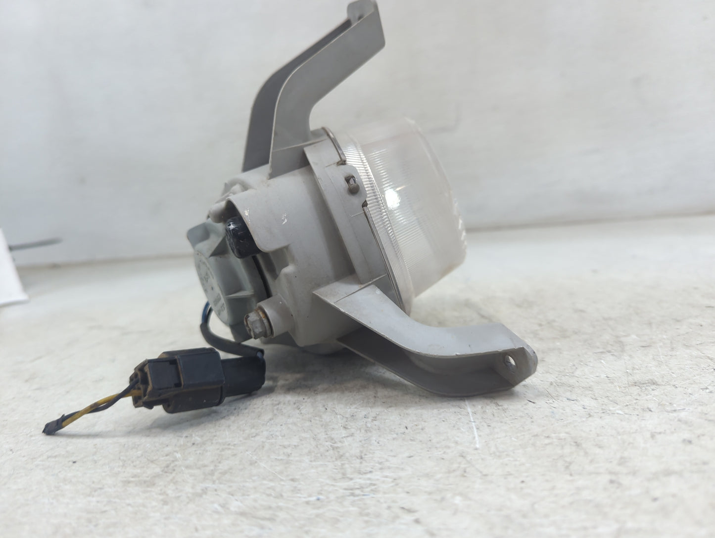 Chevrolet Aveo Passenger Right Oem Fog Light Lamp - Oemusedautoparts1.com