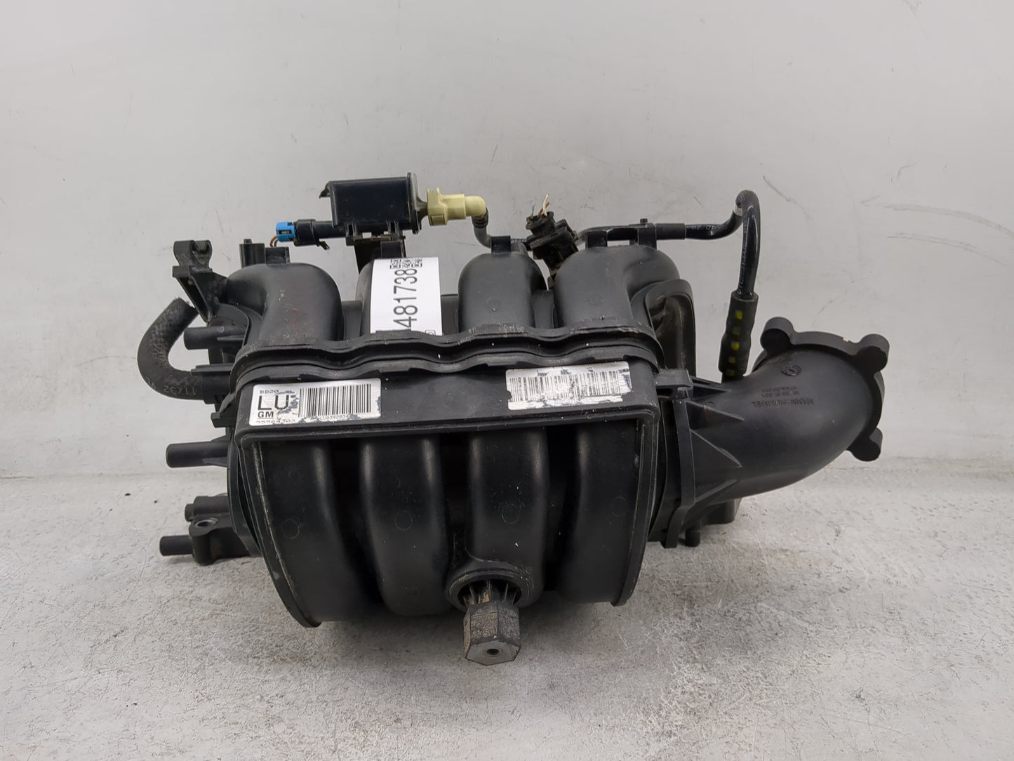 2009-2011 Chevrolet Aveo Air Intake Manifold P/N:55564303 LU0342034 Fits Fits 2009 2010 2011 OEM Used Auto Parts - Oemusedau