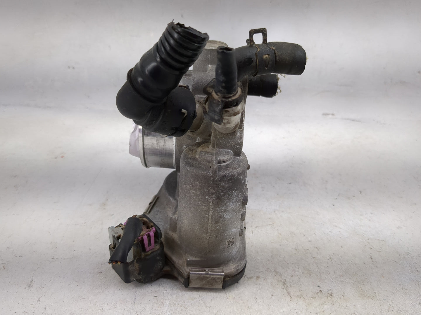 2009-2011 Chevrolet Aveo Throttle Body P/N:55561495 0280750 Fits Fits 2009 2010 2011 2012 2013 2014 2015 2016 2017 2018 OEM 