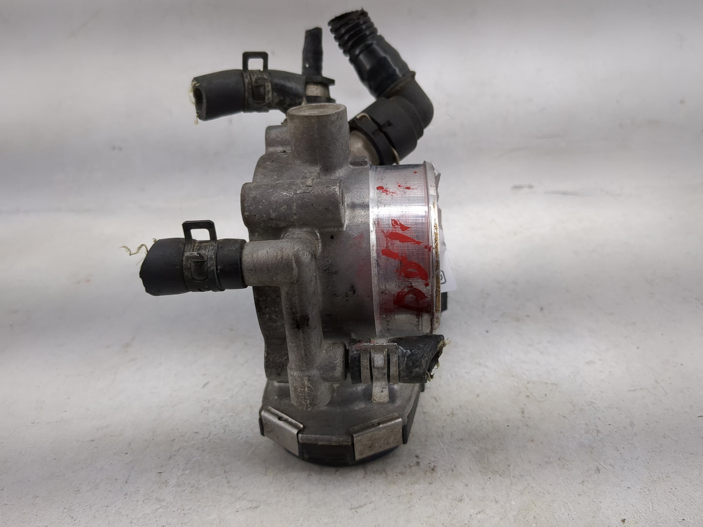 2009-2011 Chevrolet Aveo Throttle Body P/N:55561495 0280750 Fits Fits 2009 2010 2011 2012 2013 2014 2015 2016 2017 2018 OEM 