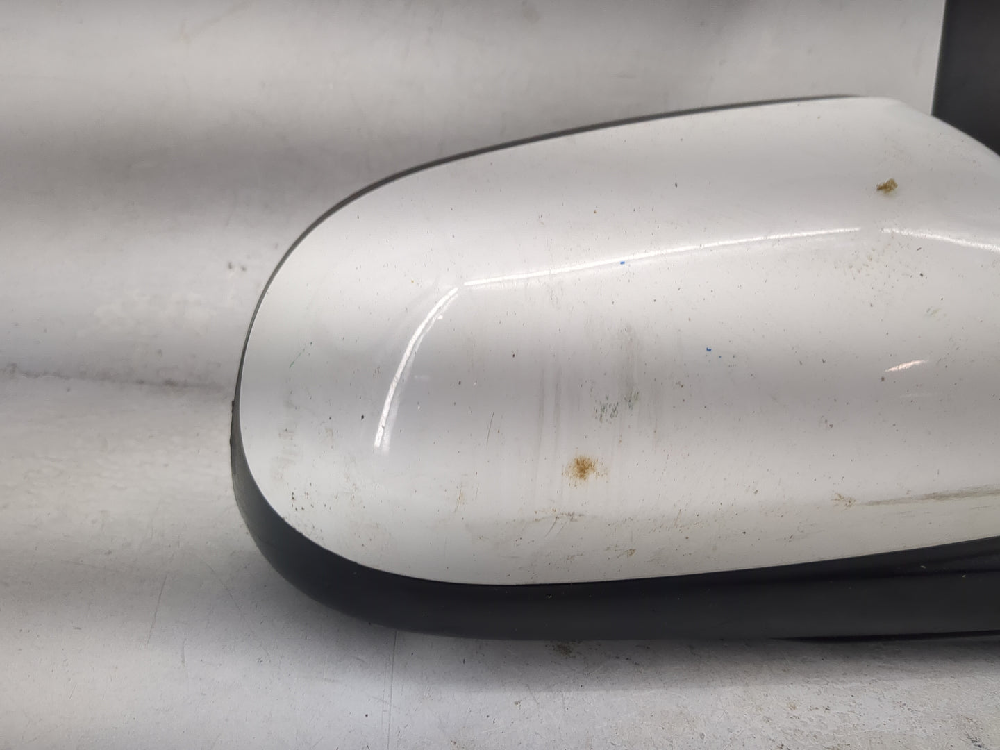 2007-2011 Chevrolet Aveo Passenger Side View Mirror - Right Door Mirror OEM Used - Oemusedautoparts1.com